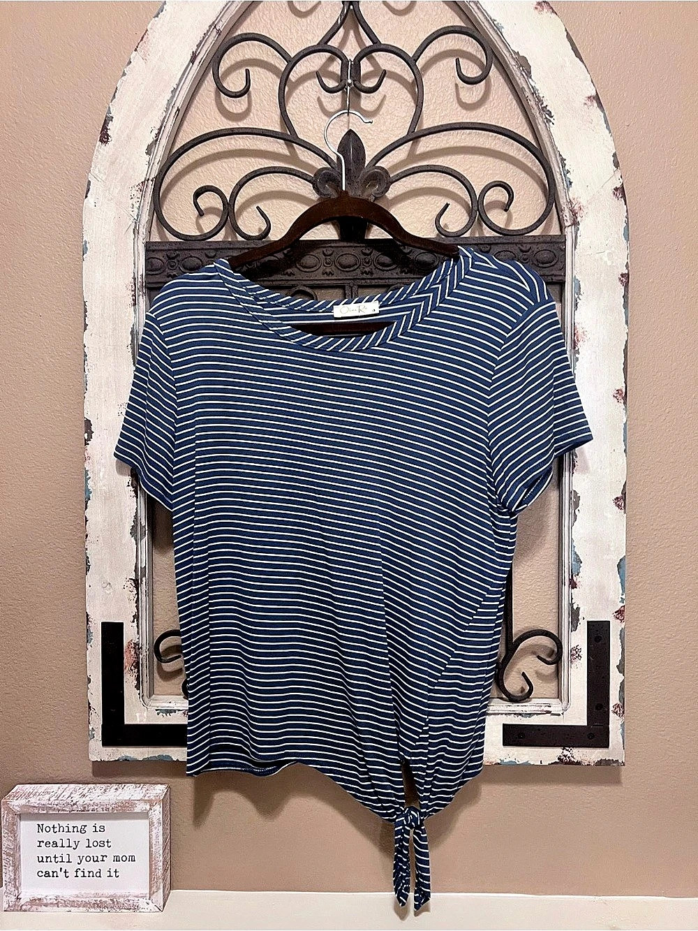 Olivia R. Striped Tie-Front Top in Blue & White Size Large